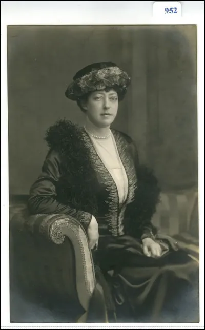 Quel était le surnom de Victoria Alexandra du Royaume-Uni ?