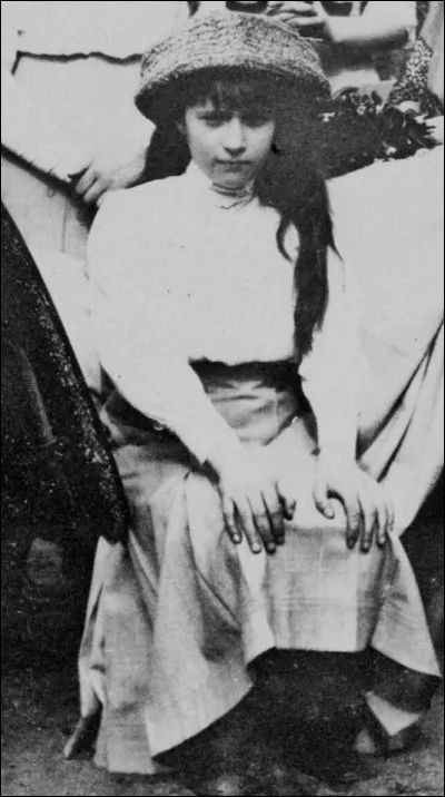 Quel surnom Anastasia Romanov n'a-t-elle jamais porté ?