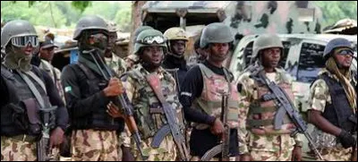 Dans lequel de ces Etats le président Goodluck Jonathan ne va-t-il pas proclamer d'état d'urgence en mai 2013 ?