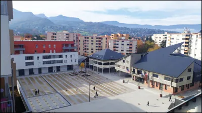 La Ravoire, 8 900 habitants et 5e ville du département, appartient à l'agglomération de ...