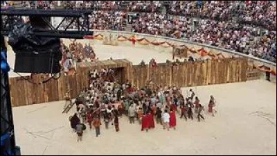 A la fin de la République, de combien de jours de Ludi le calendrier romain est-il doté ?