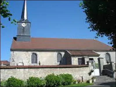 Vous avez sur cette image l'église Notre-Dame-de-l'Assomption, à Chaltrait. Petit village de 57 habitants, dans l'aire d'attraction Sparnacienne, il se situe dans le département ...