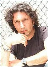 Le responsable des effets spciaux Patrick Tatopoulos s'est vu prter son nom  l'un des hros de :