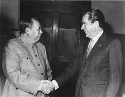 Quel président des Etats-Unis s'est rendu en Chine en 1972 pour renouer des relations diplomatiques avec la Chine de Mao ?
