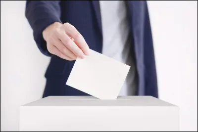 Avoir 18 ans et pouvoir voter veut dire...