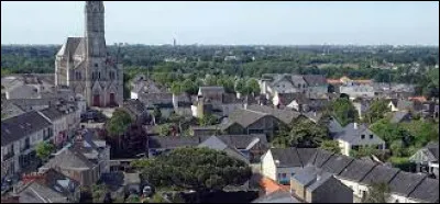 Carquefou, 20 400 habitants, 9e ville du département, appartient à l'agglomération de ...