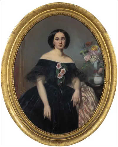 Qui accompagne Lambert Wilson dans le film "Une robe pour Mrs. Harris" ?