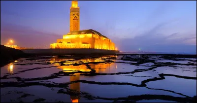 Dans quel pays se trouve la ville de Casablanca ?