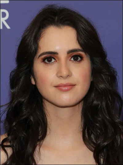 Qui interprète le rôle de "Ally" ?