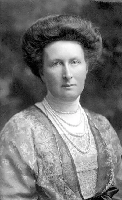 En quelle année Élisabeth-Alexandrine de Mecklembourg-Schwerin s'est-elle mariée ?