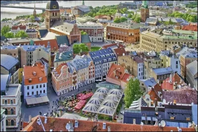 Dans quel pays se trouve Riga ?