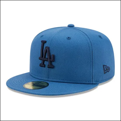 Dans la série Kaamelott, qui tient le rôle du maître d'armes ?