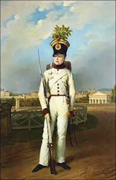 L'homme fort du régime exige une éducation stricte du jeune homme visant à effacer ses origines françaises. Il ne parle plus que l'allemand, on lui donne le prénom de "Franz", toute allusion à la France et son père est bannie. Il fait une école militaire dans l'armée autrichienne et il obtient quel grade en 1828 ?