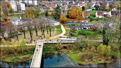 Longvic, 8 600 habitants et 8e ville du département, appartient à l'agglomération de ...