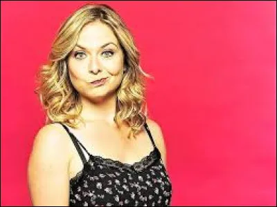 &Agrave; qui doit-on le spectacle humoristique "Les m&egrave;res de famille se cachent pour mourir" ?