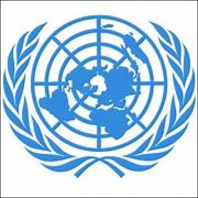 Combien d'organes principaux la Charte des Nations de l'ONU regroupe-t-elle ?