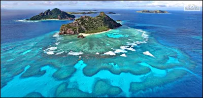 Dans quel océan baignent les Fidji ?