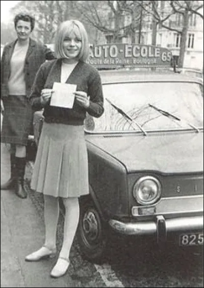 Elle sera un best-seller des année 60. Quel est le nom de ce petit modèle ?