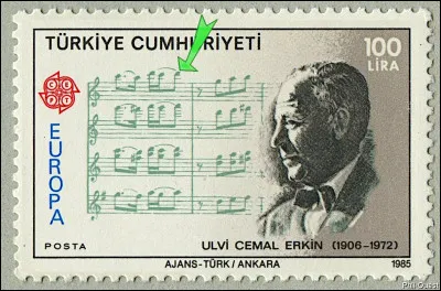 Turquie > Petite question pour ceux qui savent lire entre les lignes d'une partition. Quelle est la note pointée avec la flèche verte ?