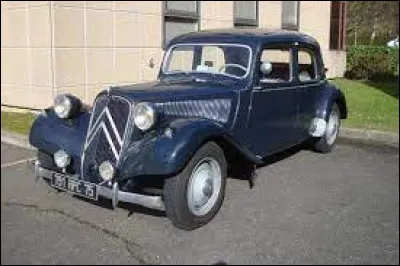 Quelle lettre faut-il remplacer pour obtenir la partie d'une totalité ?