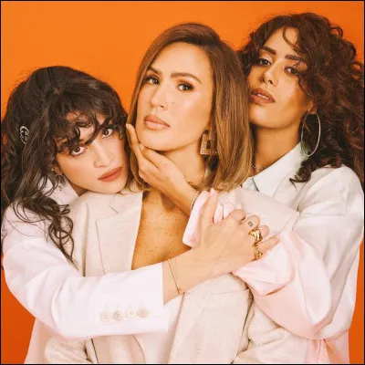 Trouve la suite des paroles : 

Tu vois, t'étais la seule personne en qui j'avais vraiment confiance de qui jamais j'aurais cru douter
Overdose de conscience, pourtant t'étais devenue ma sur de cur, personne n'aurait dû nous séparer
...