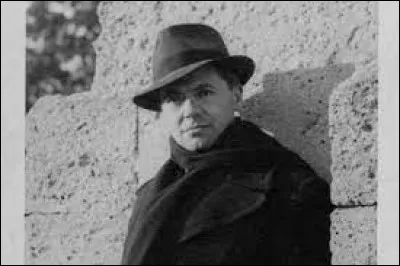 Quel était le nom de code de Jean Moulin au sein de la résistance française ?