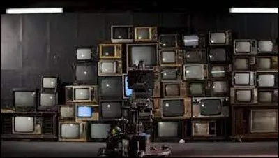 De quand date la télévision couleur ?