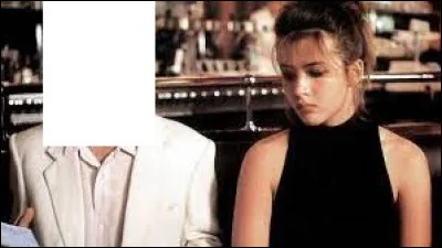 Quel chanteur donne la réplique à Sophie Marceau dans le film ''Mes nuits sont plus belles que vos jours'' sorti en 1989 ?