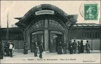 Ce 19 juillet, à la faveur de la grande Exposition universelle, Paris inaugure sa première ligne de métro :