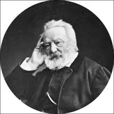 Dans le titre d'un de ses romans, à quoi sont associés ''Les Travailleurs'' ?