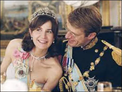 Dans le film ''Palais Royal !'' quelle profession exerce le personnage d'Armelle, qu'elle incarne, avant de devenir princesse à temps plein ?