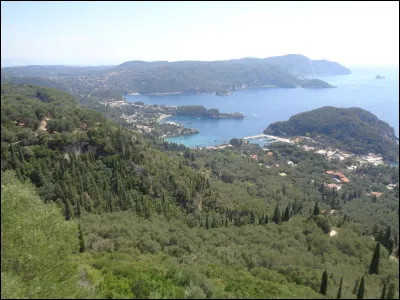 Si un grec vous suggère de surveiller votre "ygeia", à quoi vous conseille-t-il d'être attentif ?