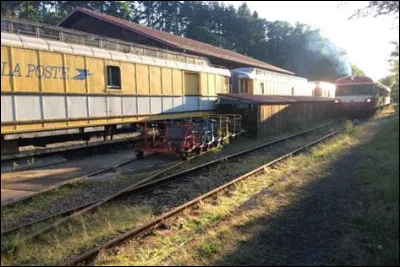 Combien de kilomètres fait environ la voie verte entre Caen et Clécy ?