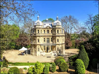 Combien de temps Edmond Dantès, le légendaire Comte de Monte-Cristo d'Alexandre Dumas, a-t-il été enfermé au château d'If ?