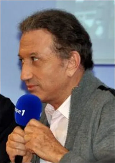 Dans quelle ville normande est né le célèbre animateur audiovisuel Michel Drucker ?