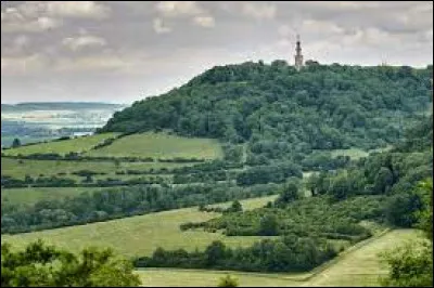 Dans quel département français se situe la colline de Sion culminant à 540 mètres d'altitude ?