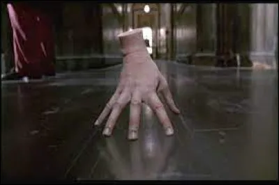 Quel est le nom de cette main, membre de la famille Addams ?