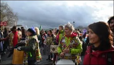 Pour le 8 mars, qu'est-ce que la "sororité" ?