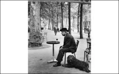 Quel est le titre du premier recueil de poésie publié par Prévert en 1946 ?