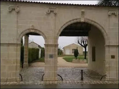 Quelle lettre faut-il enlever pour obtenir ce qui contient souvent les clés ?