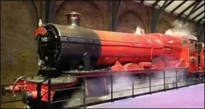 À quelle heure part le Poudlard Express ? (chapitre 6)