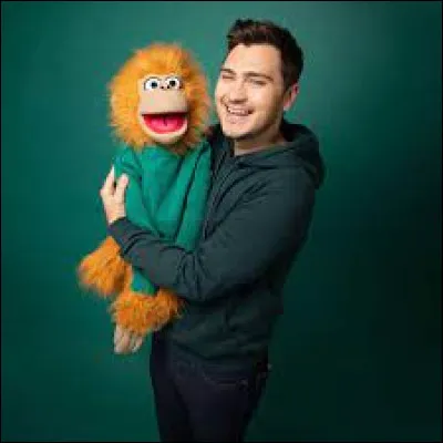 Comment s'appelle la marionnette de Jeff Panacloc ?