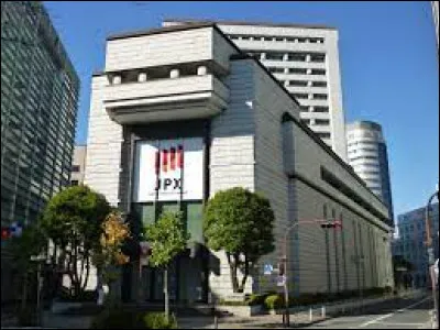 Quel pays possède le Nikkei 225 comme indice boursier ?