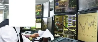 Quel acteur français incarne le personnage d'Erwan, trader à New-York dans le film ''Krach'', en 2009 ?