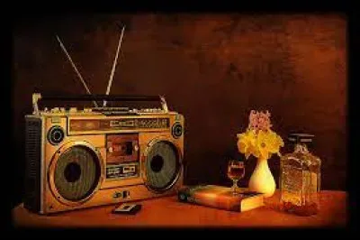 À quel chanteur latino doit-on "Subeme la Radio" en 2017 ?