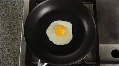 Quel est l'autre nom d'un uf sur le plat ?