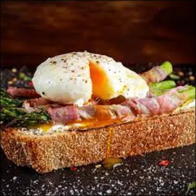 Quelle recette obtient-on en cuisant l'uf cuit dans sa coquille à basse température, dans une eau chauffée autour de 64 °C ?