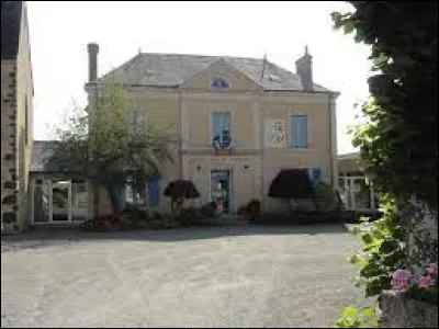 Saint-Aubin-de-Locquenay est un village Sarthois. Il se situe en région ...