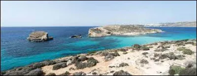A quel pays appartient l'île de Gozo ?