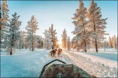 Quel est le nom du peuple de Laponie ?
